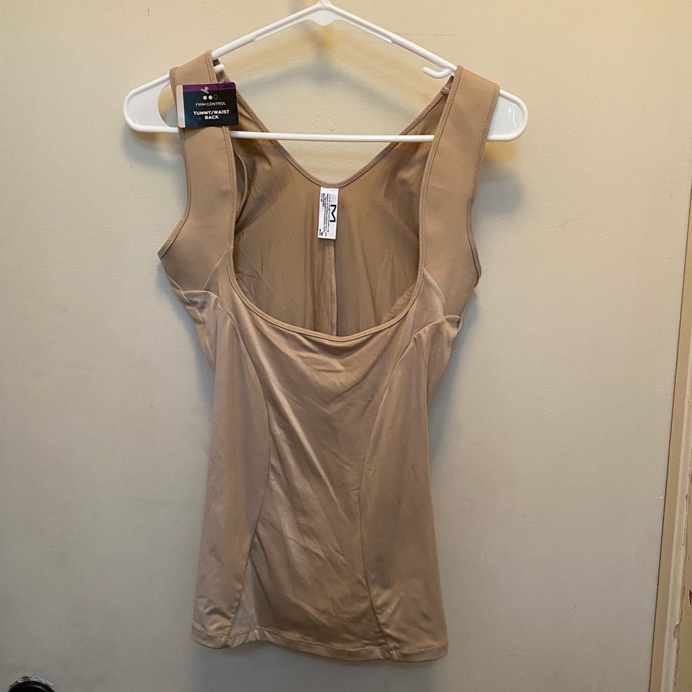 NWT Maidenform shape wear. Tummy, waist, and back control. Firm control.